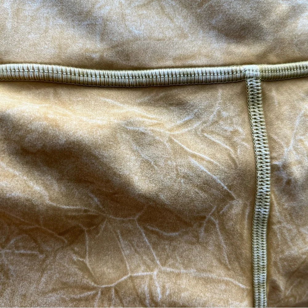 Lululemon women’s size 8 high waisted leggings/tights. - Picture 5 of 7